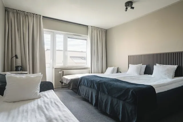 غرفة عائلية بسرير كينج، VICI Hotels Linkoping 1/5
