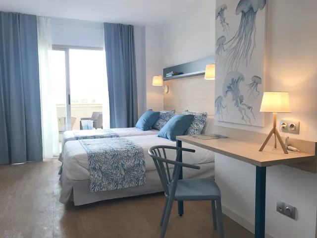 غرفة قياسية بسرير مزدوج، Hotel Rentalmar Salou Beach 3/10