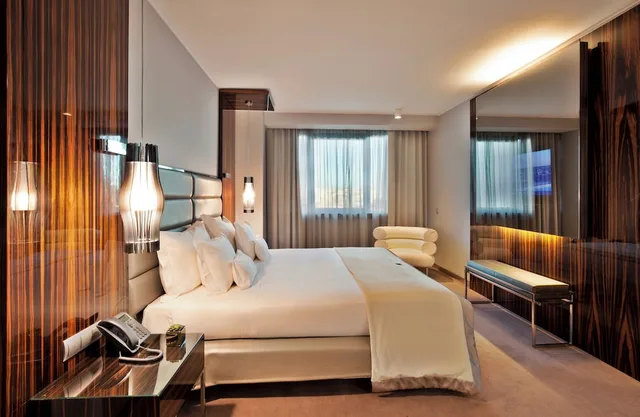 جناح بسرير كينج، Altis Grand Hotel 2/7