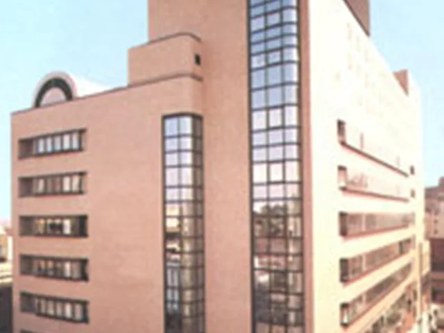 غرفة بسريرين منفصلين في المبنى الرئيسي للمدخنين، Ichikawa Grand Hotel 1/1