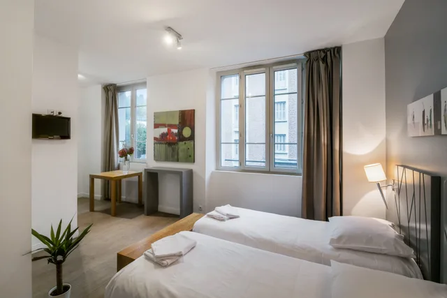 Studio, 2 Beds, Comfort Aparthotel Lourdes Lorda 2/2
