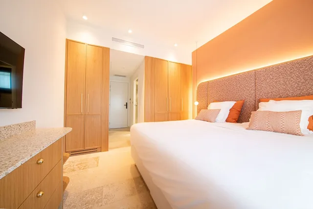 غرفة كومفورت بسرير كوين، Hotel Brin d Azur 2/6