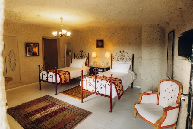 Standard, Double Bed, Hezen Cave Hotel 9/10