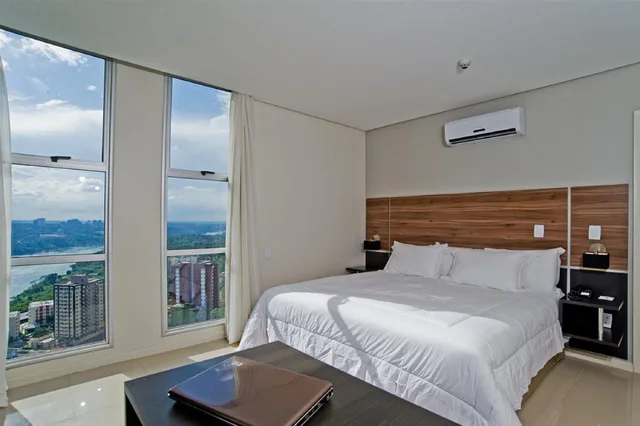 جناح ملكي بحوض جاكوزي، Wyndham Golden Foz 3/6