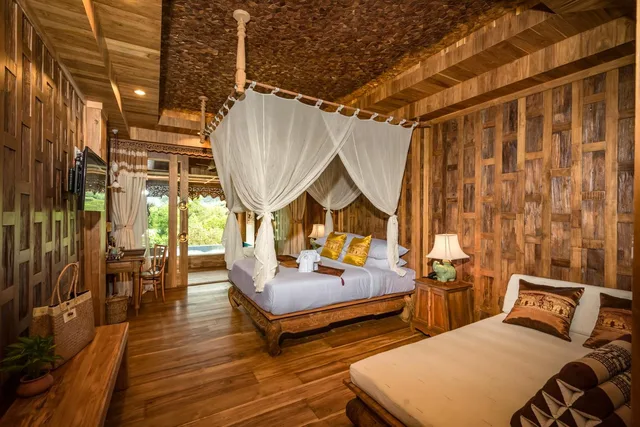 Pool Suite Water View، Santhiya Koh Chang Resort 3/4