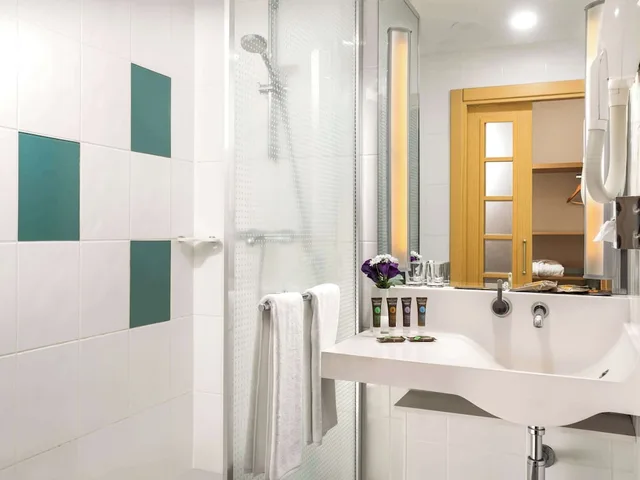 غرفة سوبيريور بسرير كوين مع أريكة، Novotel Kayseri 4/5