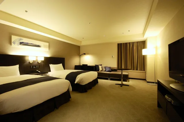 غرفة كومفورت بسريرين منفصلين، Sapporo Grand Hotel 1/4