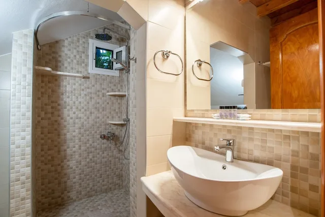 1 Bedroom, Lanai, Luxury, Quadruple, 1 Queen and 1 Bunk Bed، Kontaratos Studios & Apartments 7/10