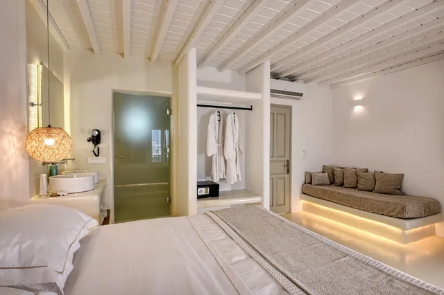 Superior, Indoor Jetted Tub, PAOLAS TOWN 3/6