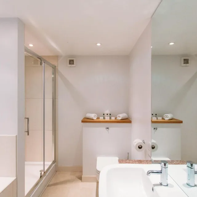 3 Bedrooms, Lodge, The Cornwall Hotel Spa Estate 10/10