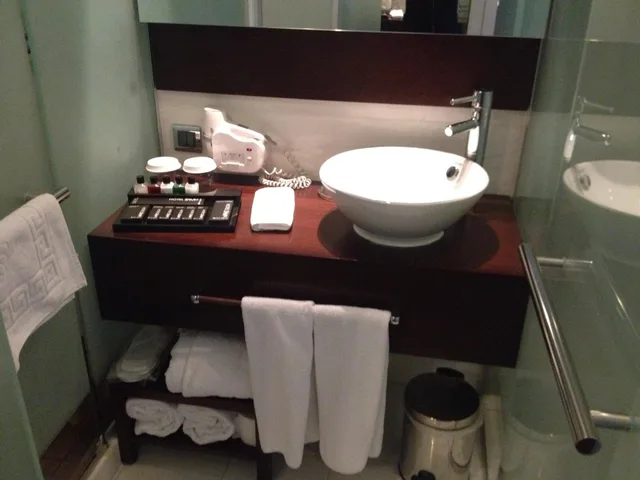 غرفة بسرير مزدوج أو سريرين منفصلين، Hotel Samm Bistro Spa Boutique Class 9/10