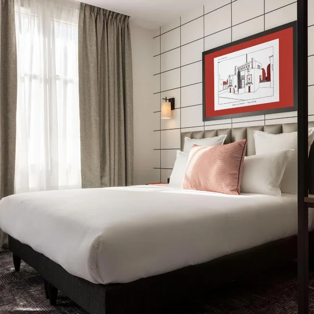 Medium, Double or Twin Bed، Hotel Moderniste 1/6