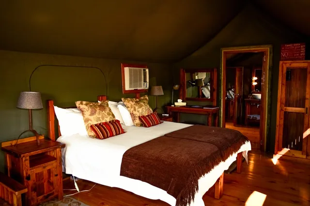 غرفة فاخرة بسرير مزدوج، Buffelsdrift Game Lodge 4/4