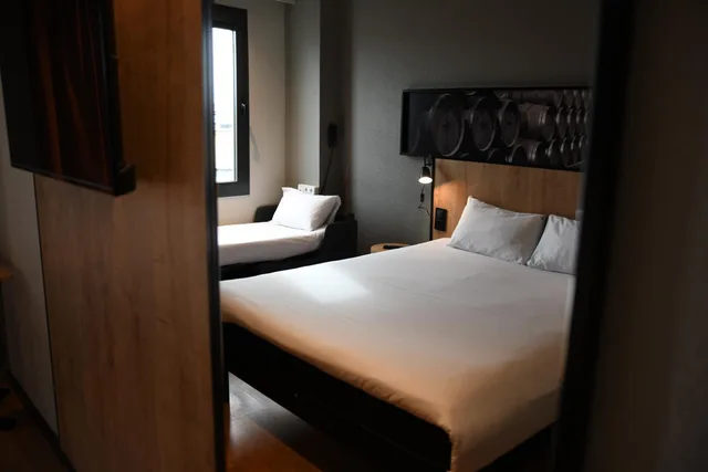 Room, Double Bed, with Child Extra Bed, Sofa، Ibis Valladolid 8/10