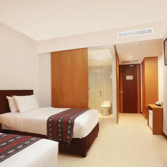 غرفة غراند ديلوكس بسريرين منفصلين، Wimarion Hotel Semarang 2/9