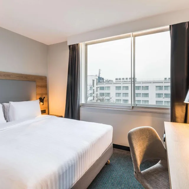 غرفة مريحة بسرير مزدوج، Radisson Hotel and Conference Centre London Heathrow 1/3