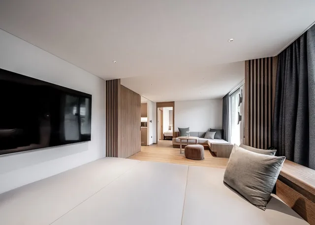 Sky, Family, Suite, 1 Double and 1 Single Bed, 2 Futon Beds، Phoenix Resort Pyeongchang 3/4