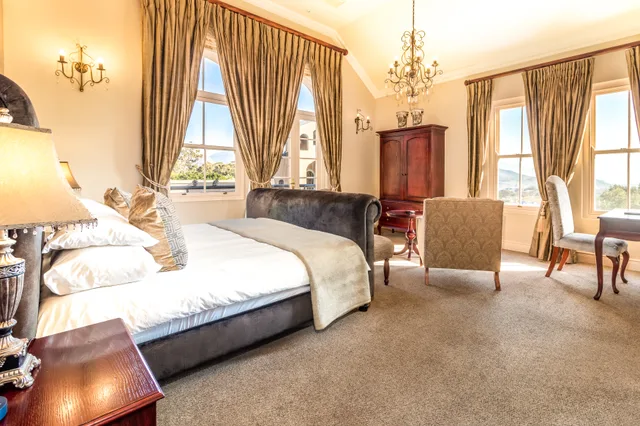 جناح فاخر بإطلالة على الجبل، L Ermitage Franschhoek Chateau Villas 1/1