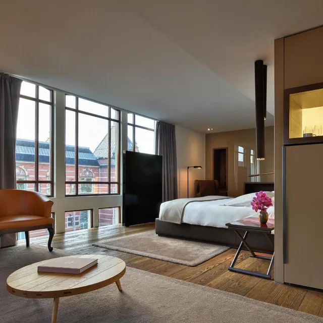 جناح غراند جونيور بسرير كينج، Mandarin Oriental Conservatorium, Amsterdam 2/4