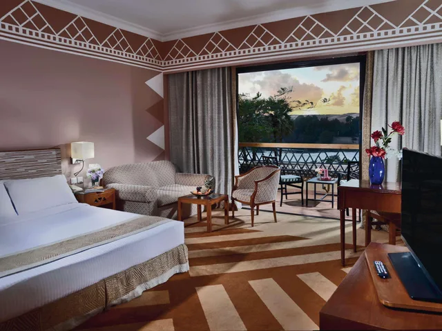 غرفة كلاسيكية بسرير كينج، Movenpick Aswan 5/8