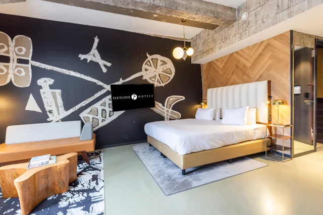 Luxury, Double Bed, Fletcher Boutique Hotel Slaak-Rotterdam 1/3