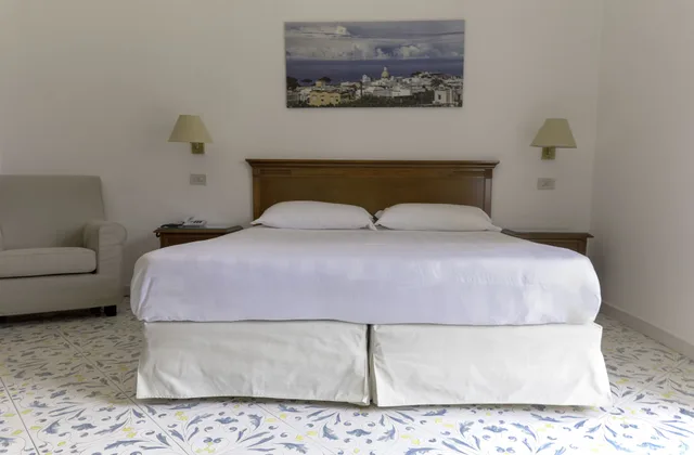غرفة سوبيريور بسريرين منفصلين بإطلالة على البحر، Hotel Bellavista 3/4