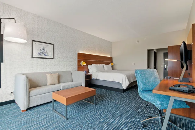 جناح عائلي بسرير كينج وسرير بطابقين مع أريكة، Holiday Inn Express Suites Orlando Lk Buena Vista Area 4/10