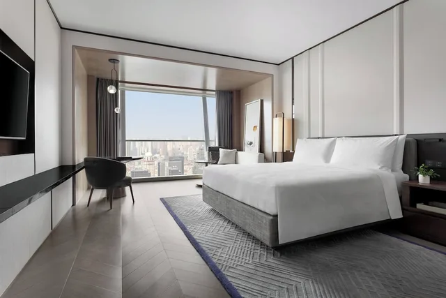 غرفة ديلوكس بسرير كينج بإطلالة على المدينة، Jw Marriott Marquis Hotel Shanghai Pudong 1/3