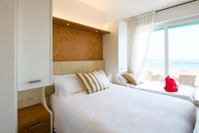 غرفة قياسية ثلاثية بإطلالة على البحر، Eurhotel 2/10