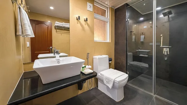 غرفة تنفيذية بسرير كوين، Jai Hotels 6/7