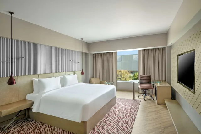 غرفة سوبيريور بسرير كينج، Radisson Hotel Sector 29 Gurugram 4/5