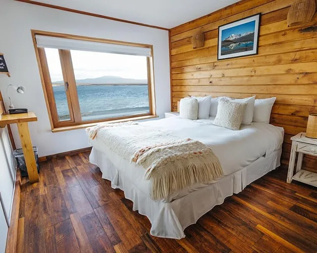 غرفة قياسية بسرير مزدوج أو سريرين منفصلين بإطلالة على البحر، Weskar Patagonia Lodge 5/6
