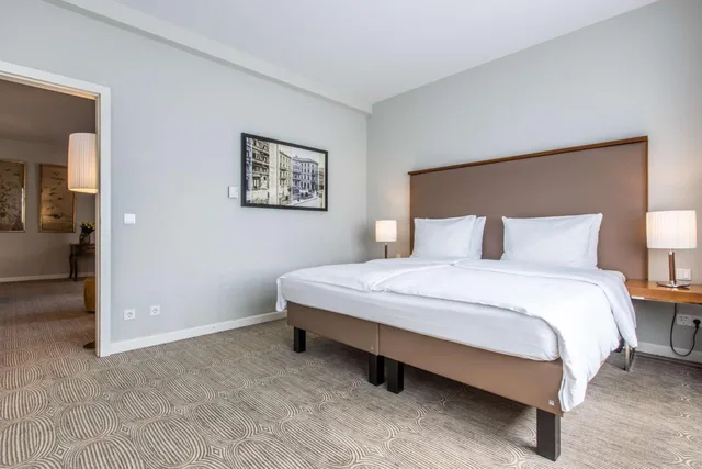 جناح، Radisson Sas Schwarzer Bock 7/10
