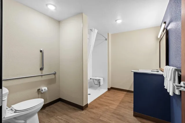 جناح بسريرين كوين لذوي الإعاقة، Everhome Suites Yuma East I-8 8/8