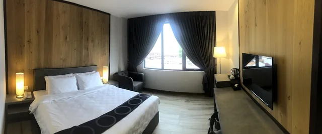 غرفة بريميير بسرير كينج، FRAME HOTEL 2/4