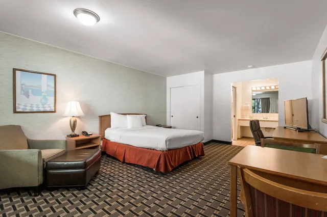 غرفة مفردة بسرير كوين، Northern Queen Inn 1/2