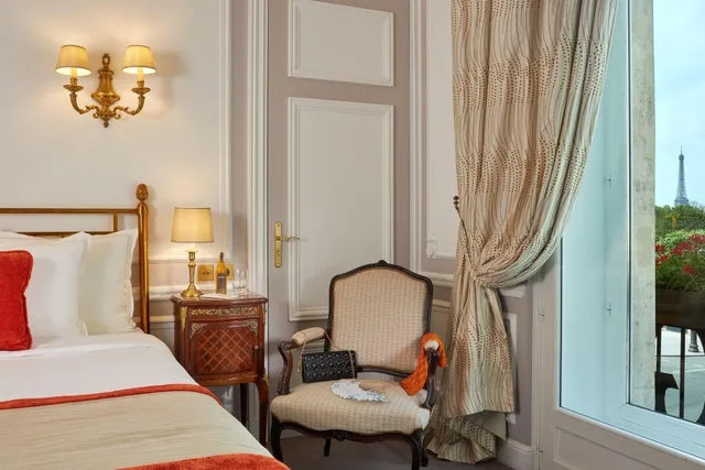 جناح بسرير كينج، Hotel Regina Louvre 6/10