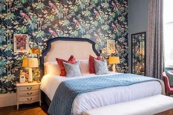 غرفة سيغنتشر، The Park Hotel Park Road 2/2