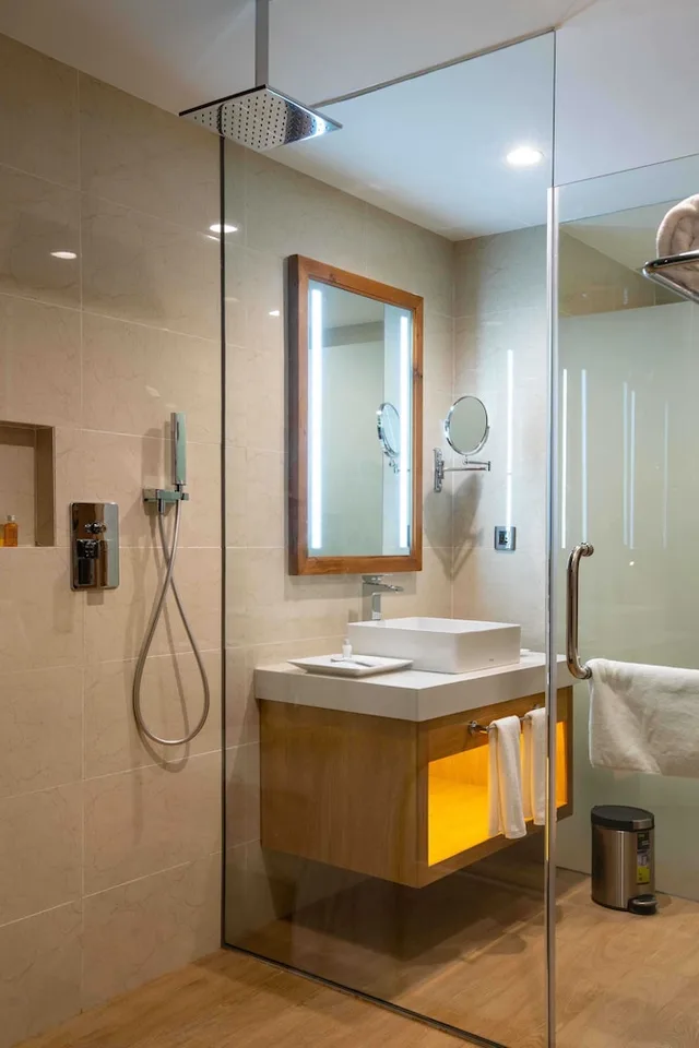غرفة ديلوكس بسرير كينج، Marina Bay Vung Tau Resort & Spa 4/4