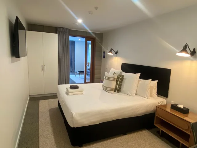 شقة إليت بسريرين كينج، Southwark Hotel Apartments 1/5