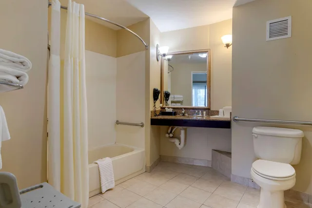 جناح بسريرين كوين، Comfort Suites Port Wentworth - Savannah North 5/5