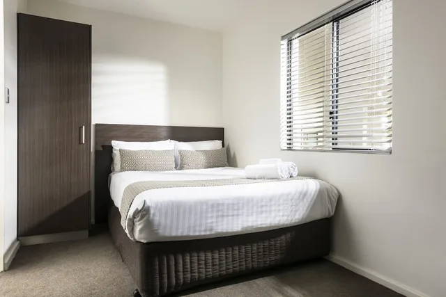 شقة بسرير كوين وسريرين منفصلين بغرفتي نوم، Pier 21 Apartment Hotel 4/7