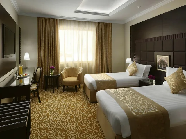 جناح ديلوكس بسرير فردي، موفنبيك القصيم(Movenpick Qassim) 1/7