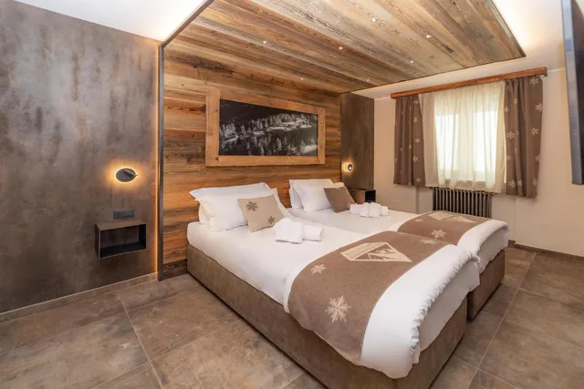 Room, Double Bed, Hermitage 3/6