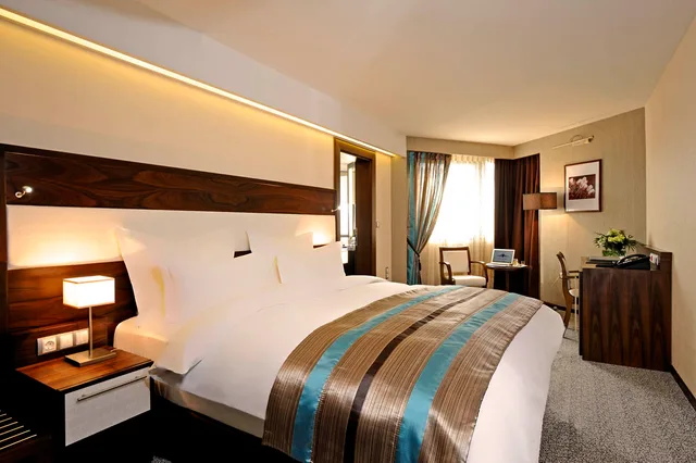غرفة ديلوكس مفردة بسرير كينج، Movenpick Hotel Sarajevo 4/5