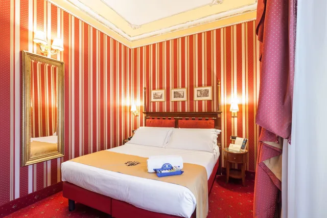 غرفة سوبيريور بسريرين منفصلين، Hotel Manfredi Suite in Rome 7/10