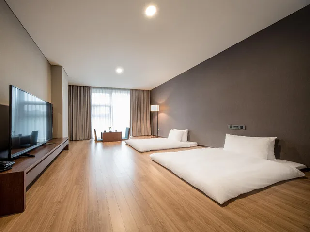 غرفة قياسية، Hotel Tops 10 1/1