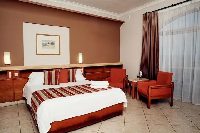 غرفة بسريرين منفصلين بإطلالة على البحر، PARADISE BAY RESORT 7/10
