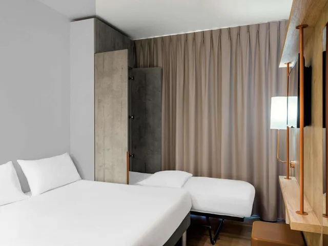 Room, Triple, Ibis Budget Dieppe Centre Port 3/3