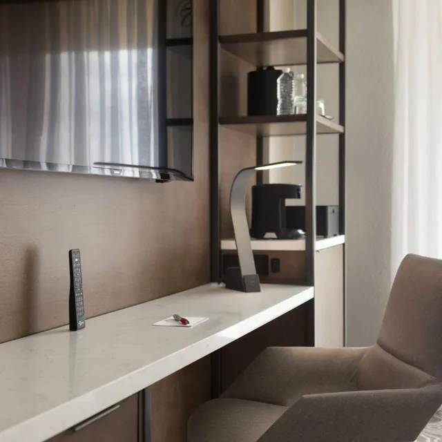 غرفة بسريرين كوين بإطلالة على البحيرة، Orlando Airport Marriott Lakeside 9/9